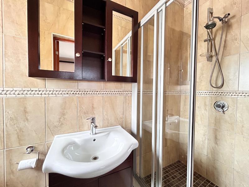 5 Bedroom Property for Sale in Birdwood Estate North West